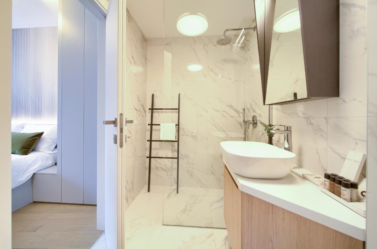 Apartment Diamar With Seaview Krk Town Exteriör bild