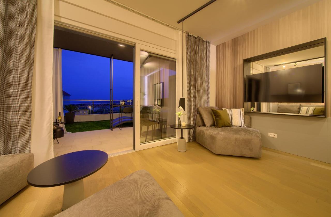 Apartment Diamar With Seaview Krk Town Exteriör bild